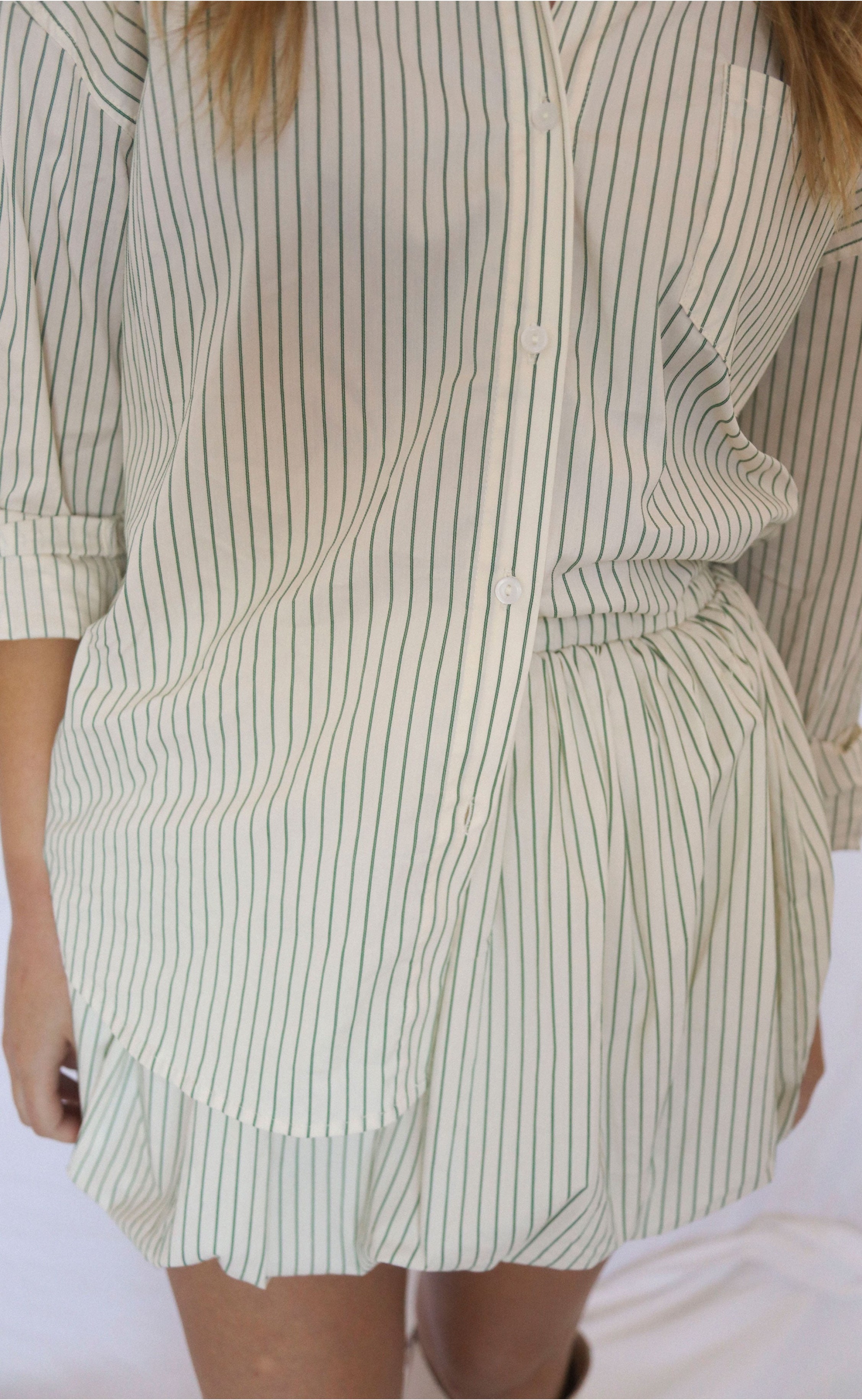 Green Noise Set – Stylish Matching Top and Bottom in Vibrant Green Shades
