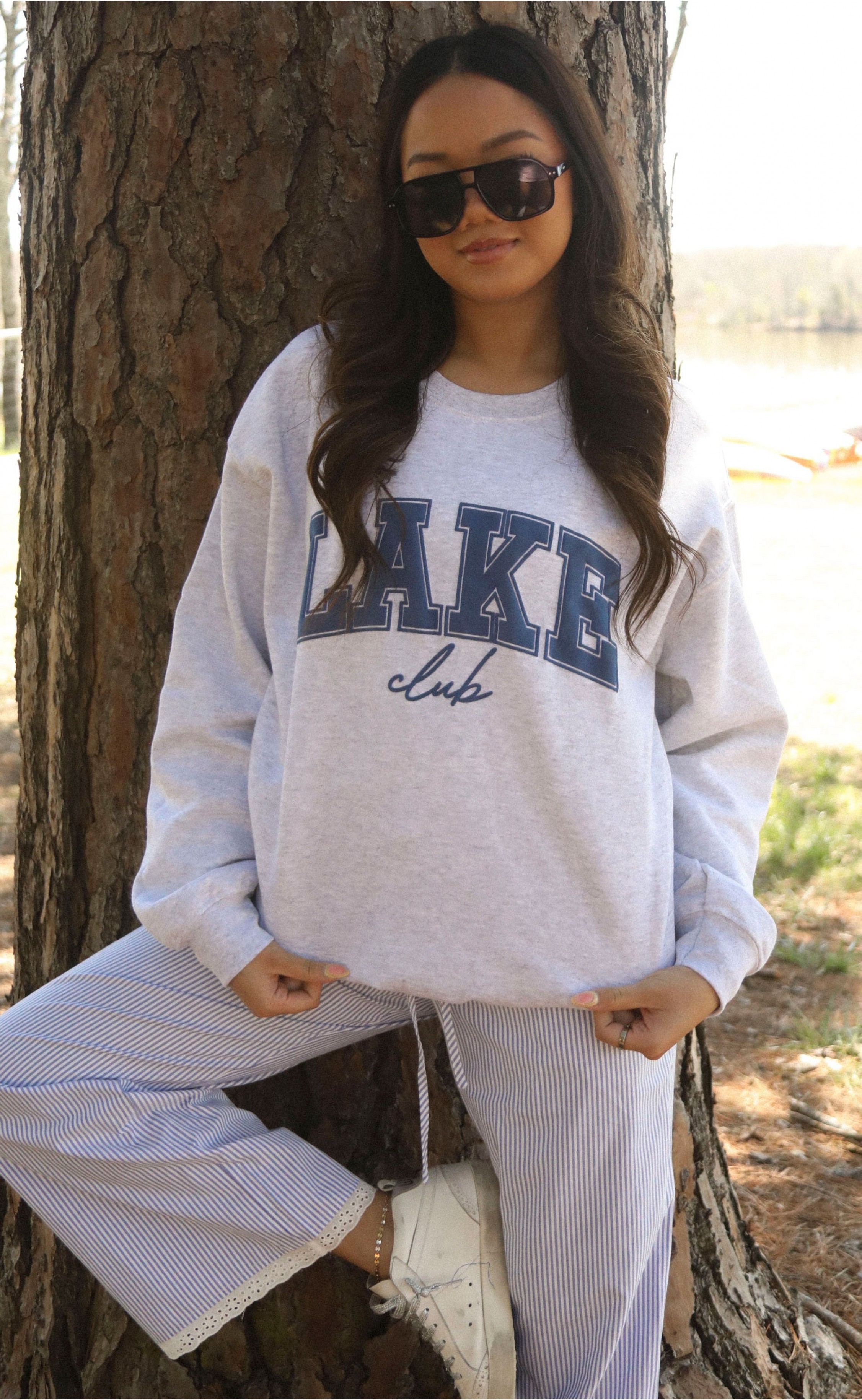 Lake Club Graphic Crewneck – Comfortable and Stylish for Weekend Getaways