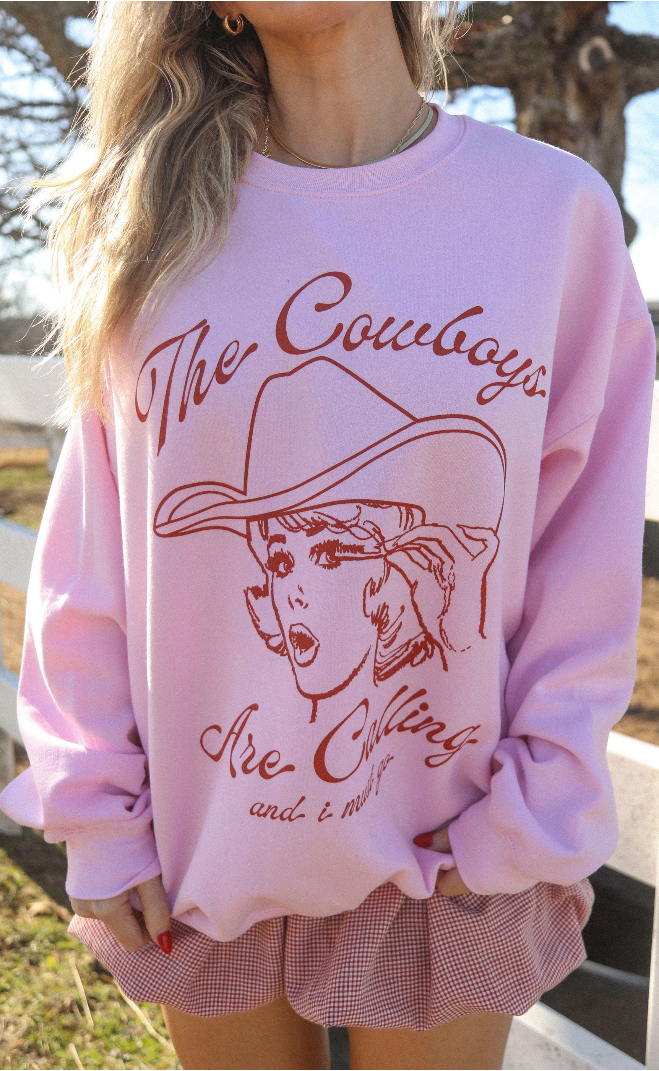 Cowboys Are Calling Graphic Sweatshirt – Comfortable Pink Crewneck for Everyday