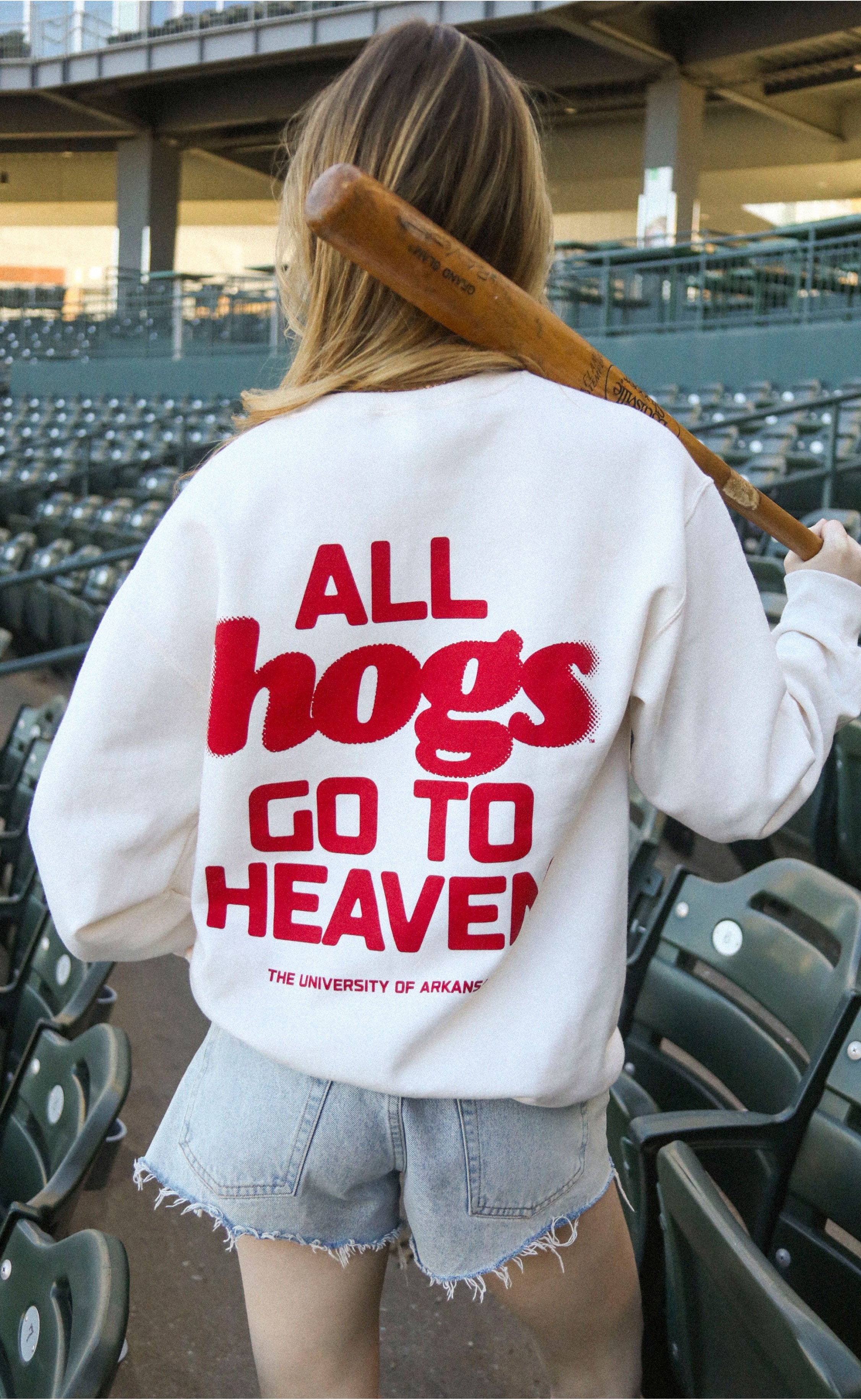 All Hogs Go to Heaven Graphic Sweatshirt – Vinta...