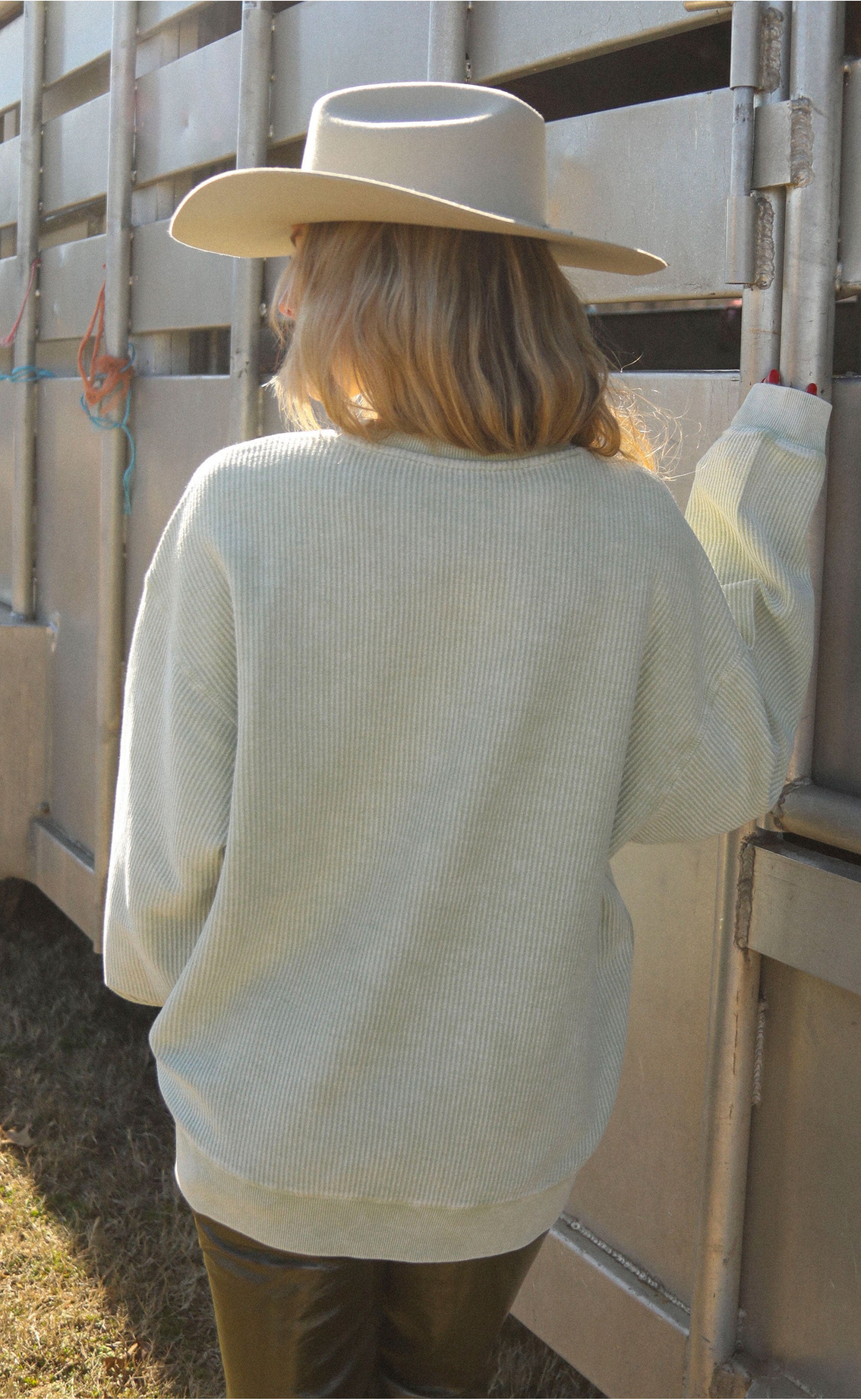 Vintage-Inspired Country and Western Cord Shirt – Perfect for Outdoor and Casual Wear