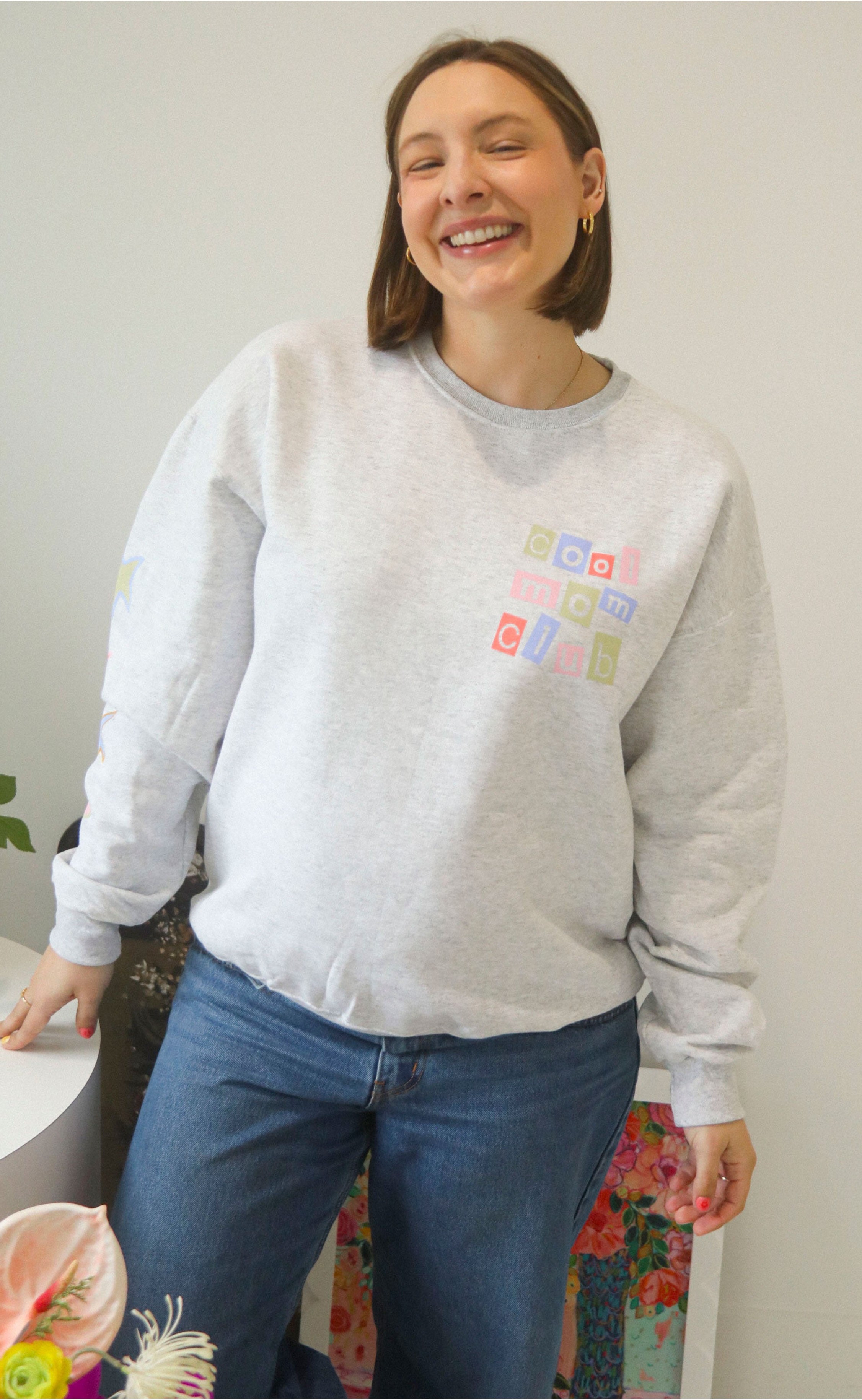 Cool Mom Sweatshirt – Cozy and Chic Pullover for Proud Moms